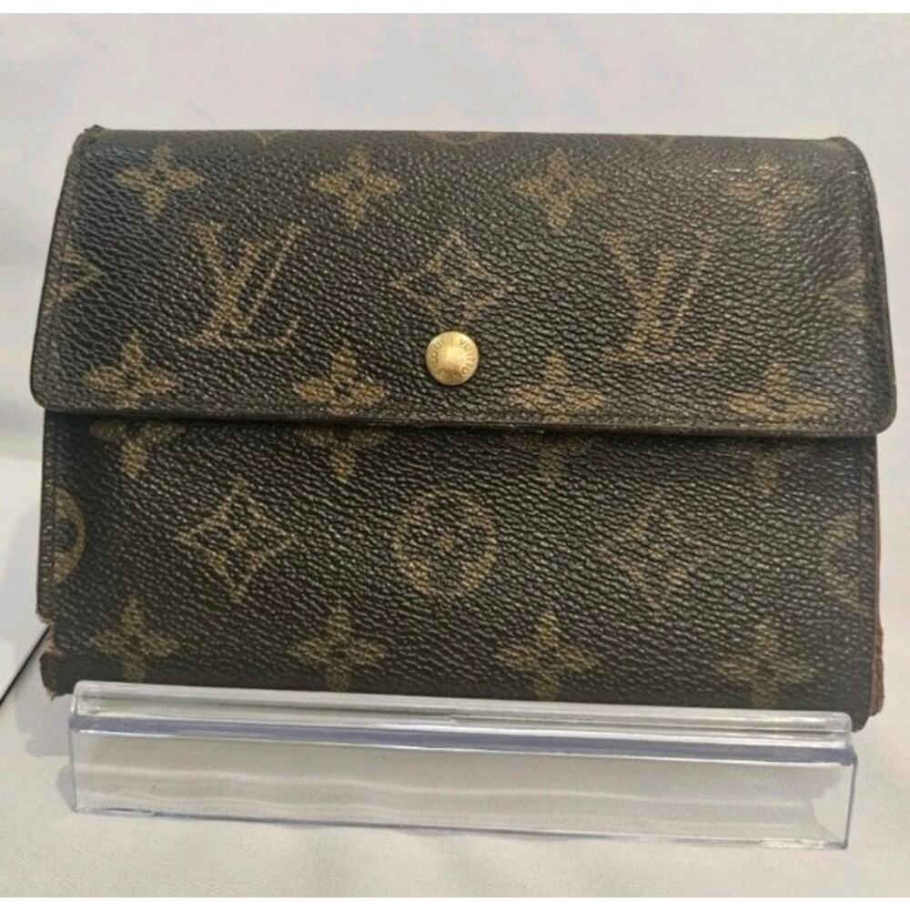 Louis Vuitton wallet